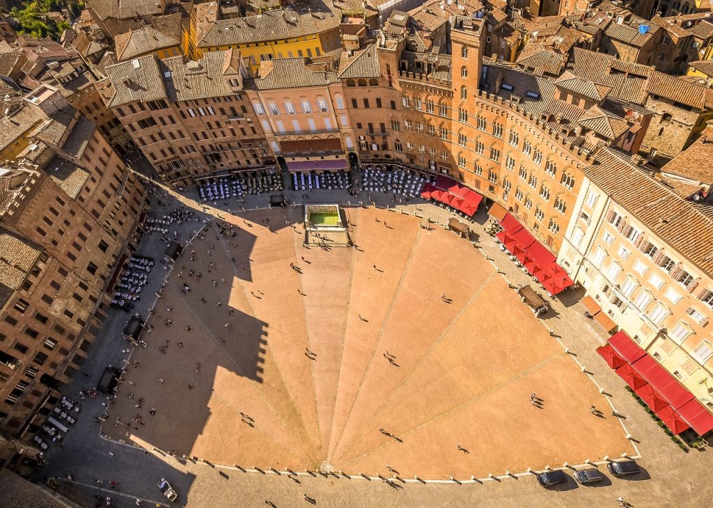 siena, piazza del campo, historic center